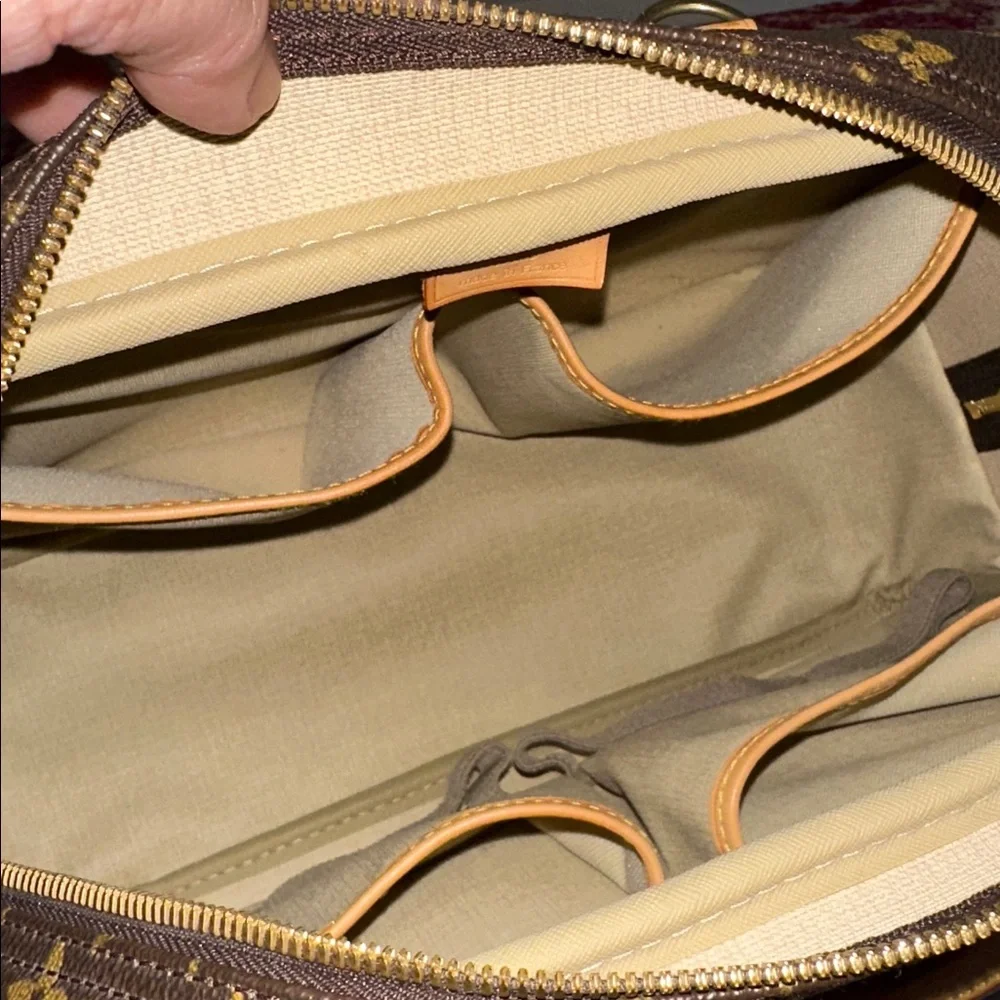 Louis Vuitton Monogram Deauville Handbag